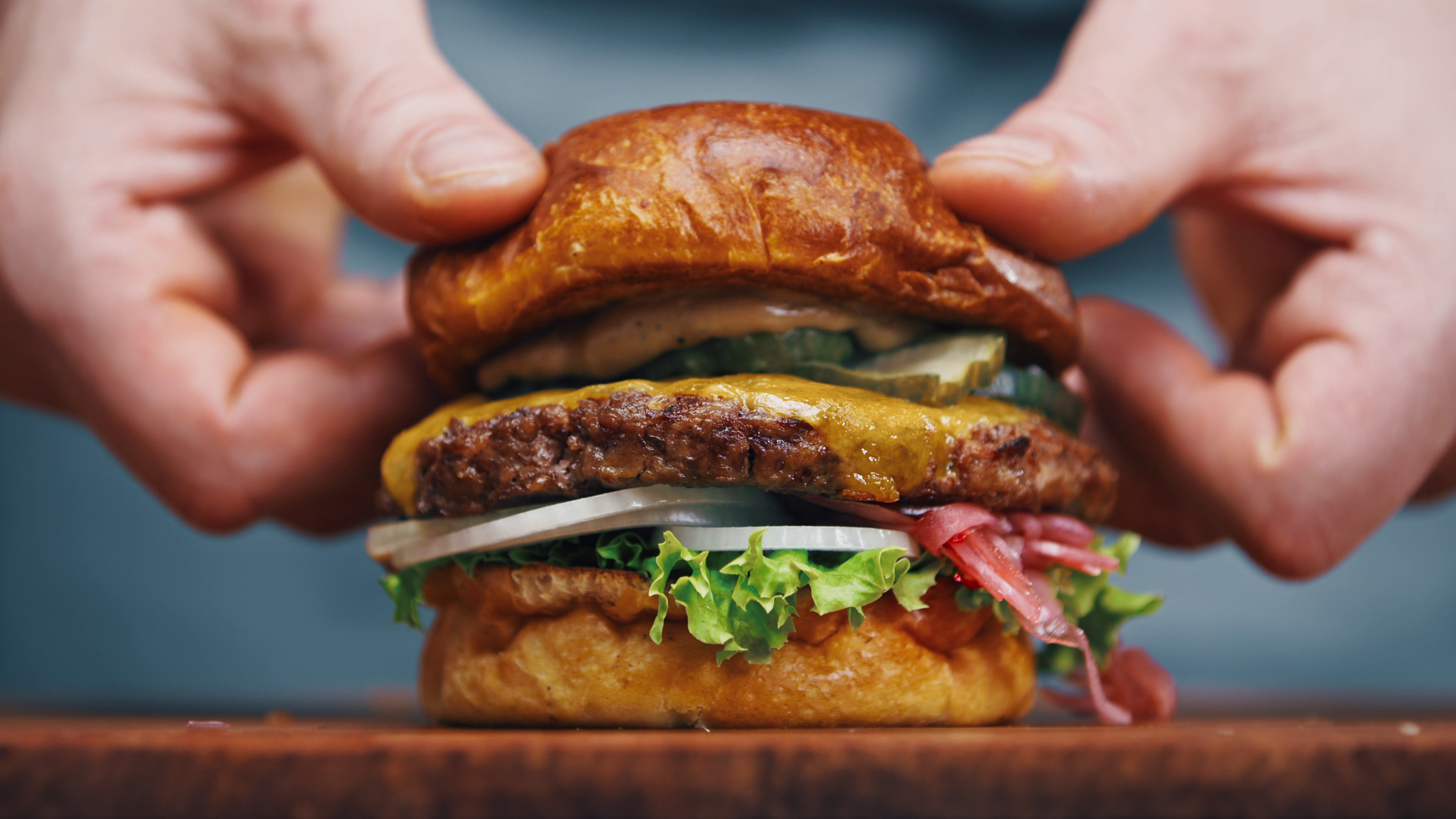 KNAS | Knasandi Gott